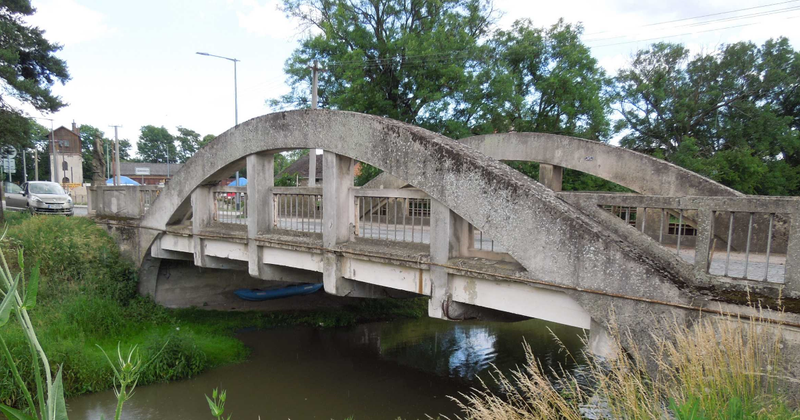 Retrofit of a reinforced concrete arch bridge, Czech Republic